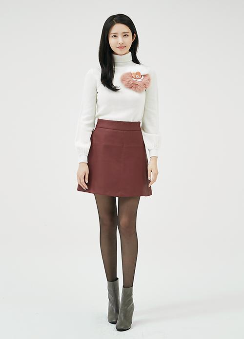 韩国女性服装网上购物商城,韩国时尚[hanstyle] 销售 皮革缝裙子发售